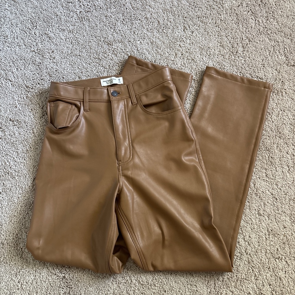 Abercrombie 90s Straight Ultra High Rise Leather Pants